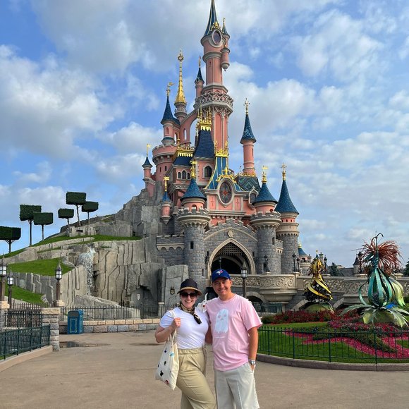 Meet your Posher, Chloe - Picture 1 of 1